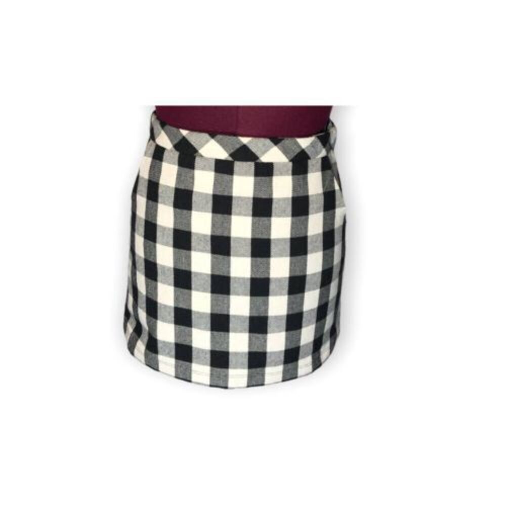 Love Margaux Black White Plaid Twill Mini Skirt Pockets Lined‎ Back Zip SZ 12